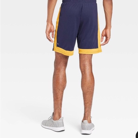 Mens gym shorts 🩳 - Picture 2 of 3